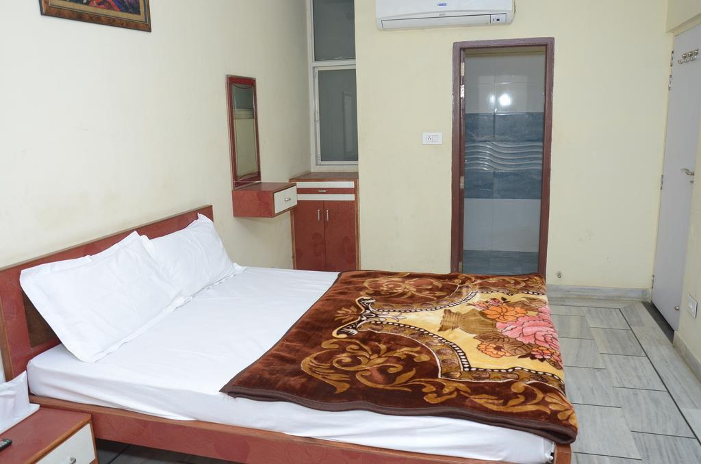 Oyo 15242 Hotel Rathi Palace Jaipur Rom bilde