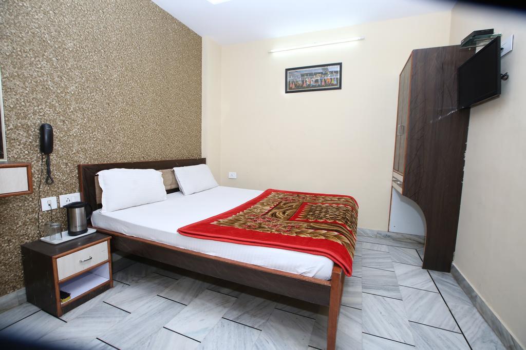Oyo 15242 Hotel Rathi Palace Jaipur Eksteriør bilde