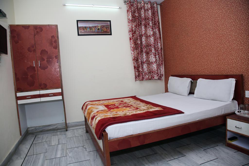 Oyo 15242 Hotel Rathi Palace Jaipur Eksteriør bilde